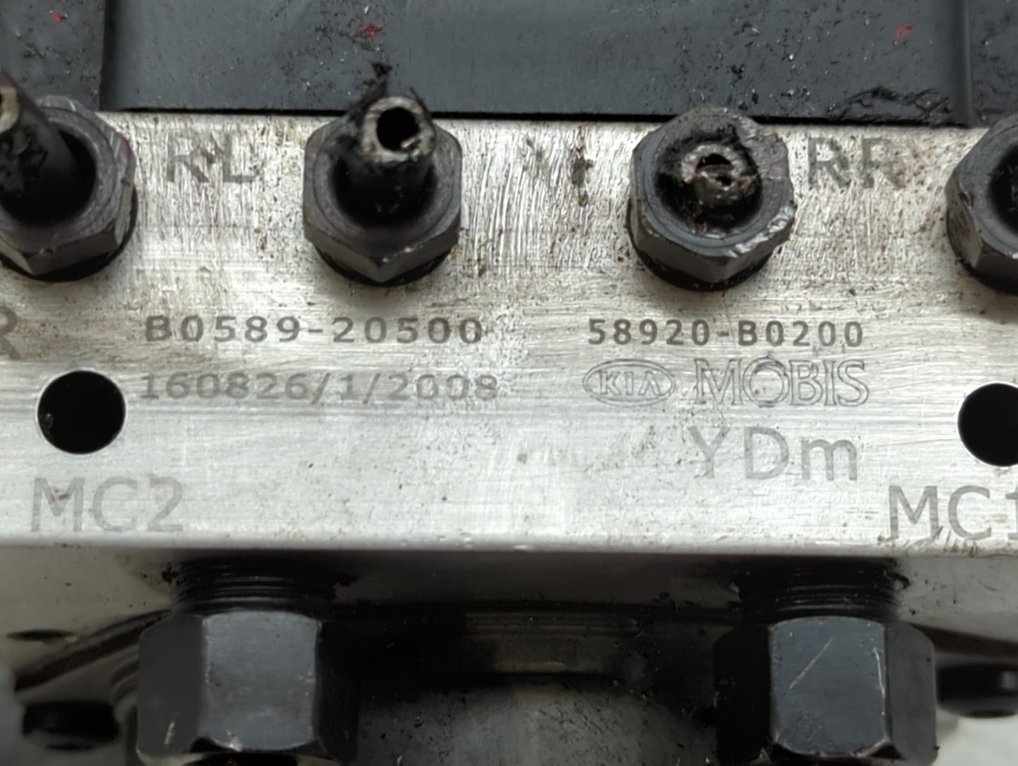 2017-2018 Kia Forte ABS Pump Control Module Replacement P/N:58920-B0200 B0589-20500 Fits Fits 2017 2018 OEM Used Auto Parts 