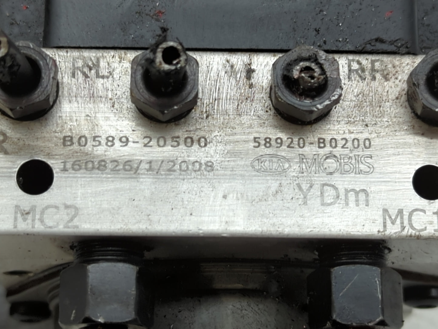 2017-2018 Kia Forte ABS Pump Control Module Replacement P/N:58920-B0200 B0589-20500 Fits Fits 2017 2018 OEM Used Auto Parts 