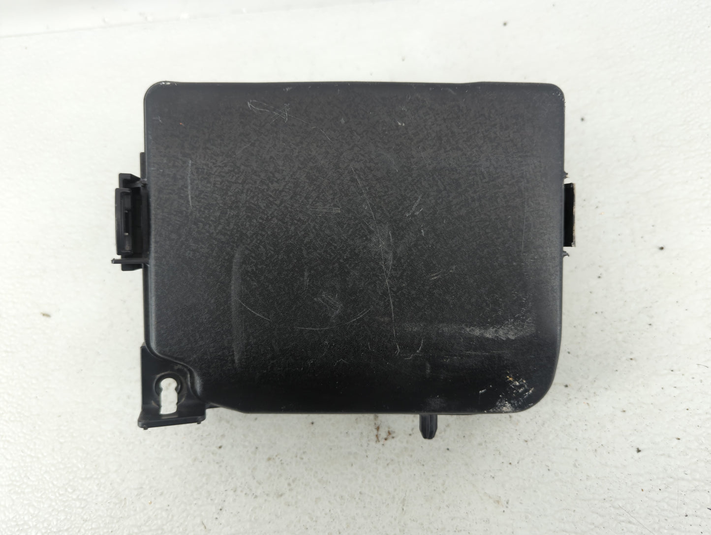 2017-2018 Kia Forte Fusebox Fuse Box Panel Relay Module P/N:91218 B0400 91950-A7760 Fits Fits 2017 2018 OEM Used Auto Parts 