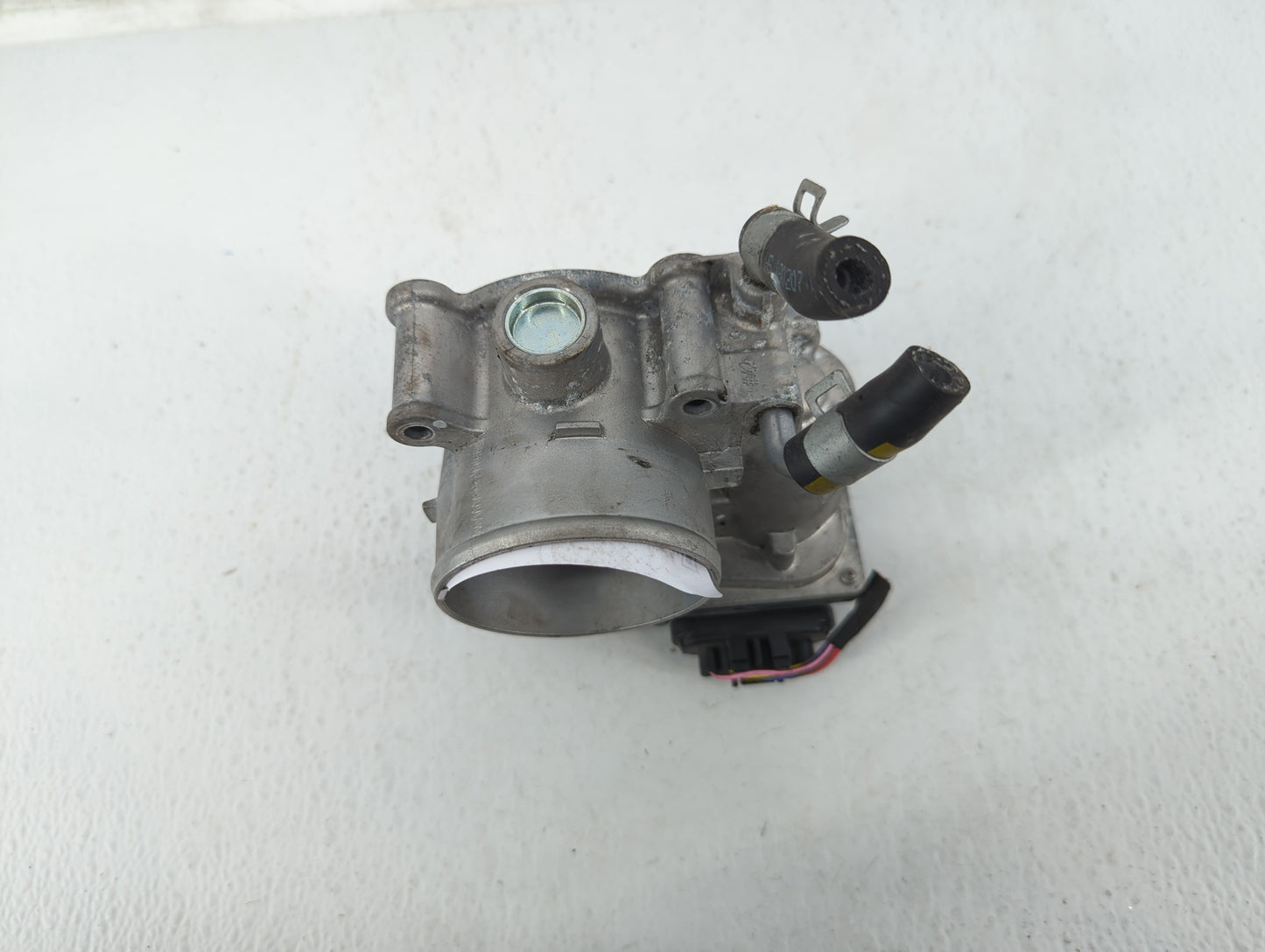 2014-2018 Kia Forte Throttle Body P/N:35100-2E000 Fits Fits 2011 2012 2013 2014 2015 2016 2017 2018 2019 2020 2021 OEM Used 