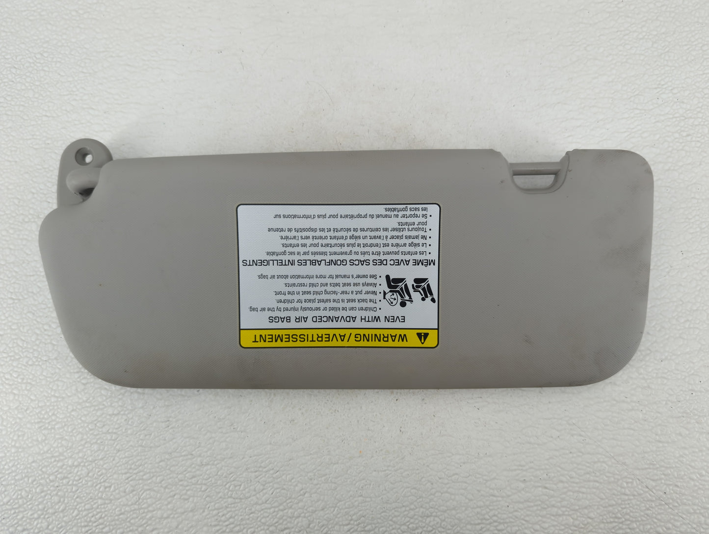 2017-2018 Kia Forte Sun Visor Shade Replacement Passenger Right Mirror Fits Fits 2017 2018 OEM Used Auto Parts - Oemusedauto