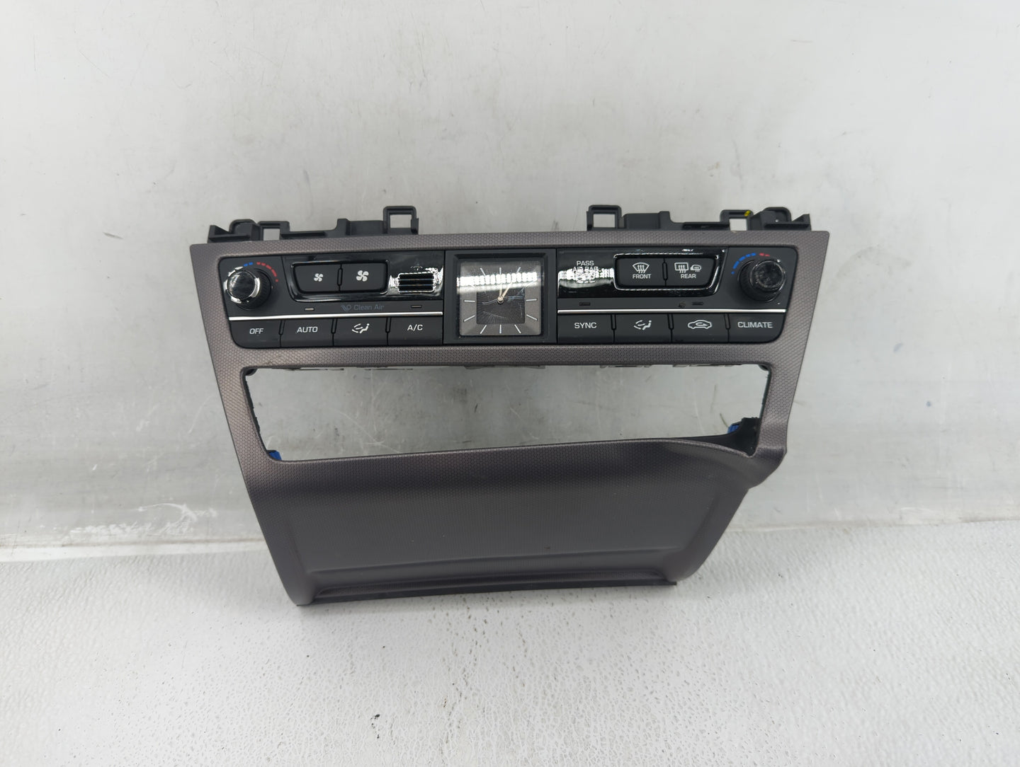 2017-2018 Kia Forte Climate Control Module Temperature AC/Heater Replacement P/N:97250-B Fits Fits 2017 2018 OEM Used Auto P