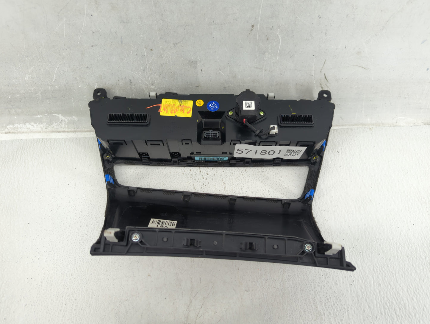 2017-2018 Kia Forte Climate Control Module Temperature AC/Heater Replacement P/N:97250-B Fits Fits 2017 2018 OEM Used Auto P