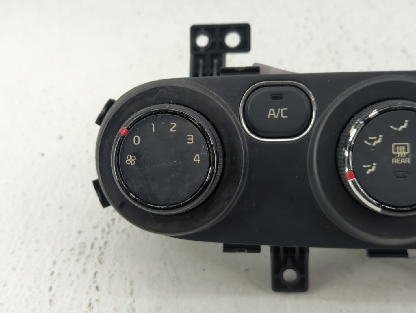 2017-2018 Kia Forte Climate Control Module Temperature AC/Heater Replacement P/N:97250-B0AA0 Fits Fits 2017 2018 OEM Used Au