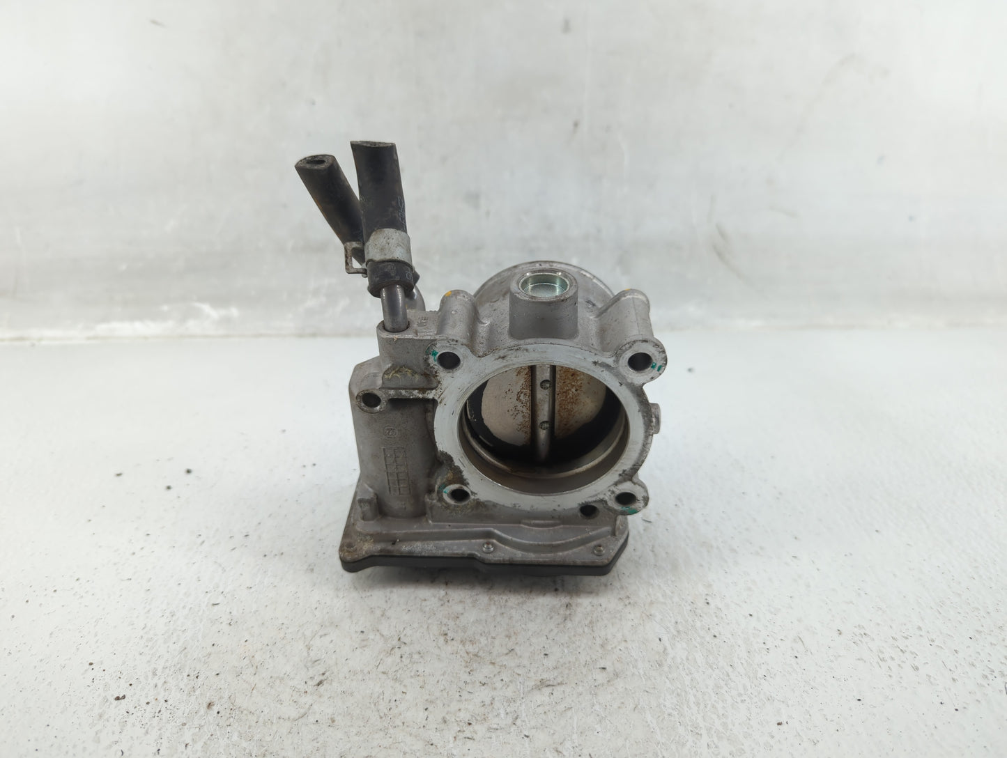 2014-2018 Kia Forte Throttle Body P/N:35100-2E000 Fits Fits 2011 2012 2013 2014 2015 2016 2017 2018 2019 2020 2021 OEM Used 