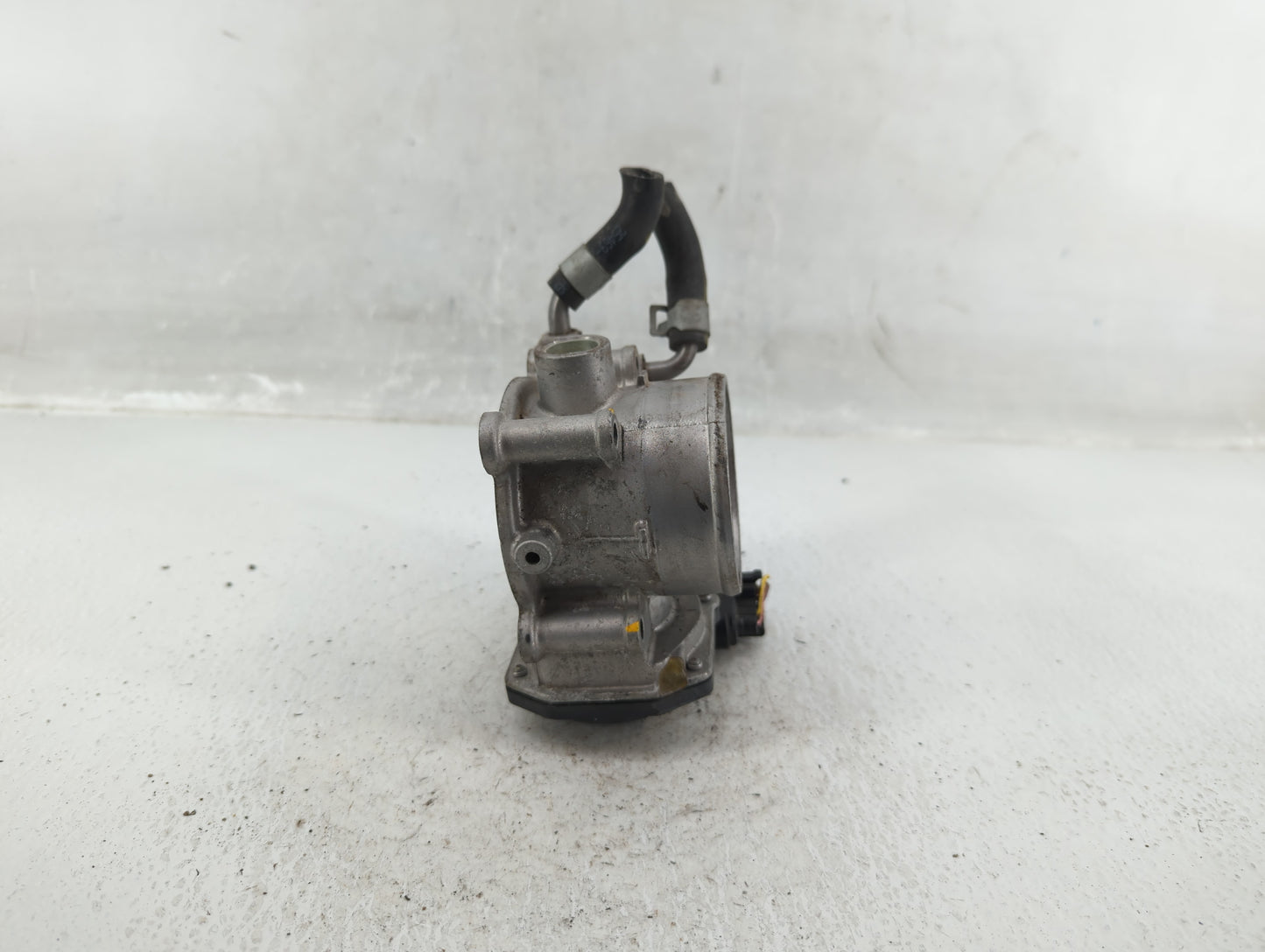 2014-2018 Kia Forte Throttle Body P/N:35100-2E000 Fits Fits 2011 2012 2013 2014 2015 2016 2017 2018 2019 2020 2021 OEM Used 
