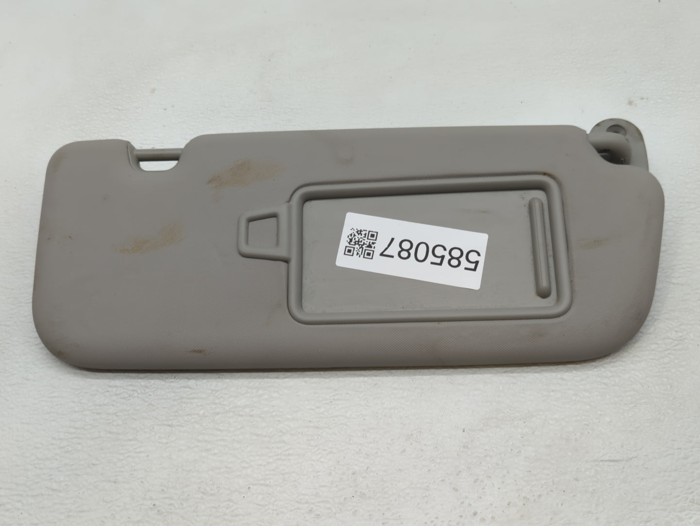 2017-2018 Kia Forte Sun Visor Shade Replacement Passenger Right Mirror Fits Fits 2017 2018 OEM Used Auto Parts - Oemusedauto