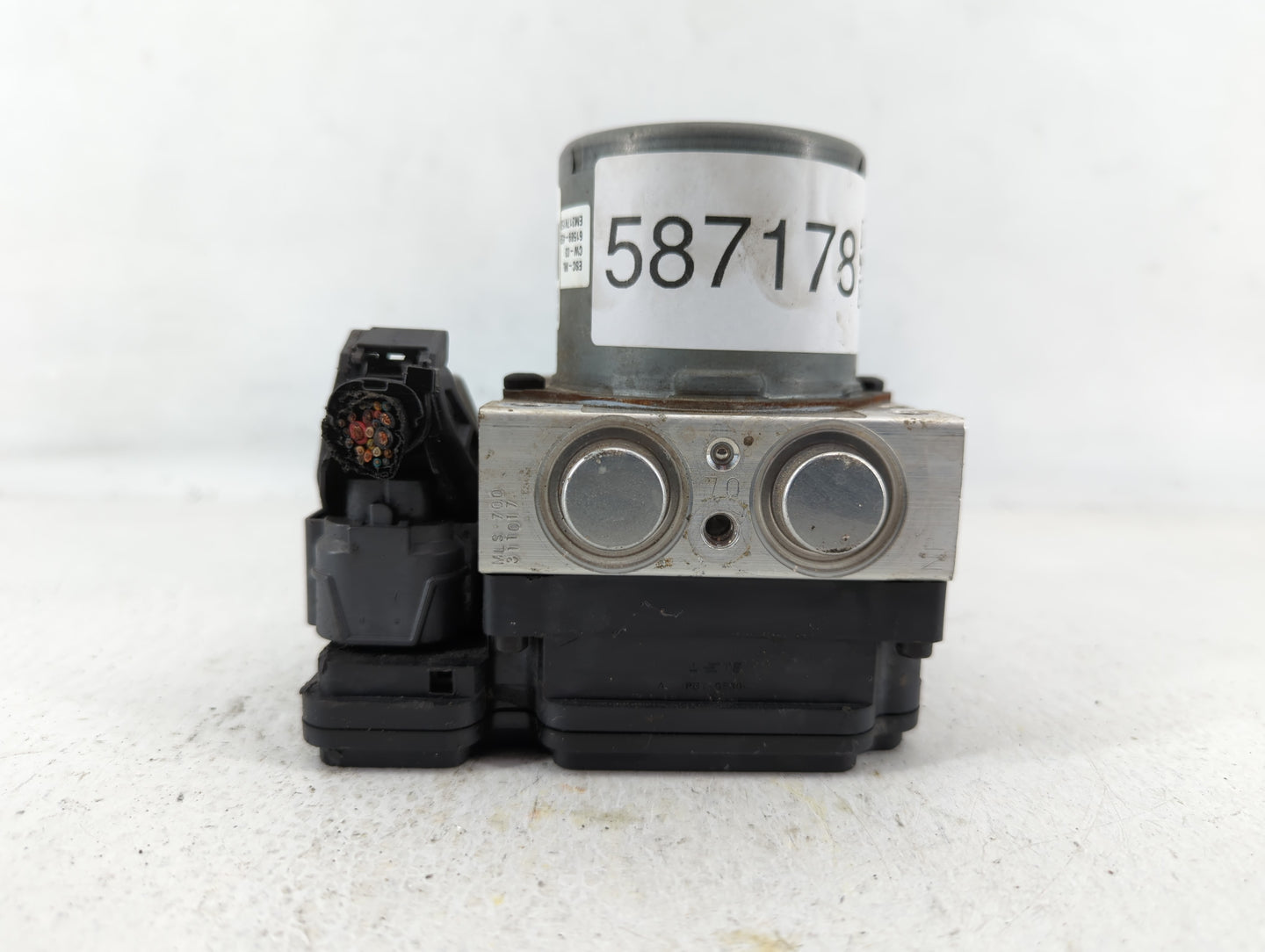 2017-2018 Kia Forte ABS Pump Control Module Replacement P/N:B0589-20500 Fits Fits 2017 2018 OEM Used Auto Parts - Oemusedaut