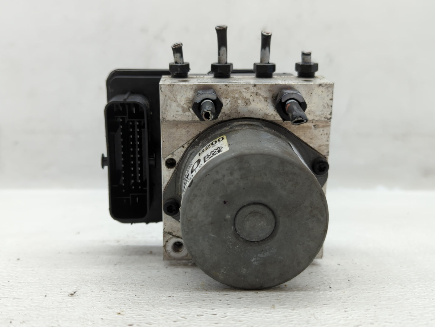 2017-2018 Kia Forte ABS Pump Control Module Replacement P/N:58920-B0200 B0589-20500 Fits Fits 2017 2018 OEM Used Auto Parts 