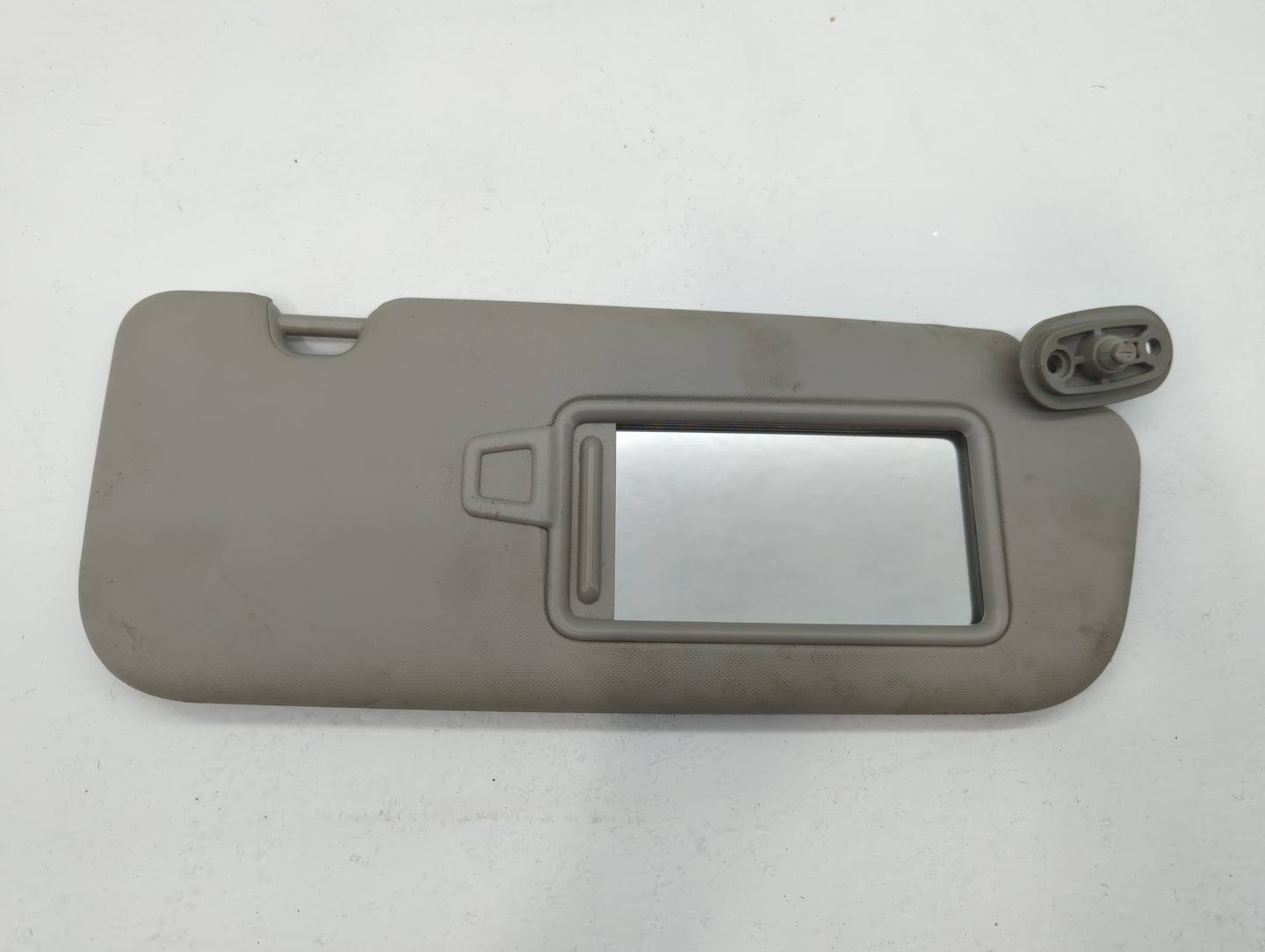2017-2018 Kia Forte Sun Visor Shade Replacement Passenger Right Mirror Fits Fits 2017 2018 OEM Used Auto Parts - Oemusedauto