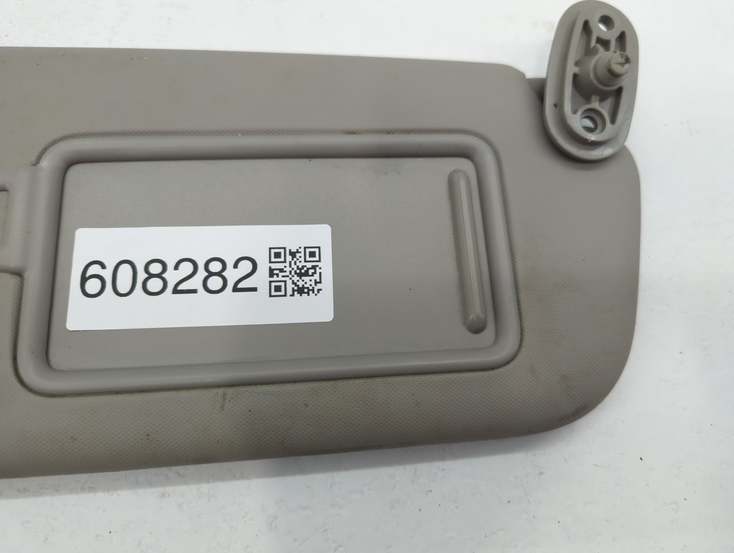 2017-2018 Kia Forte Sun Visor Shade Replacement Passenger Right Mirror Fits Fits 2017 2018 OEM Used Auto Parts - Oemusedauto