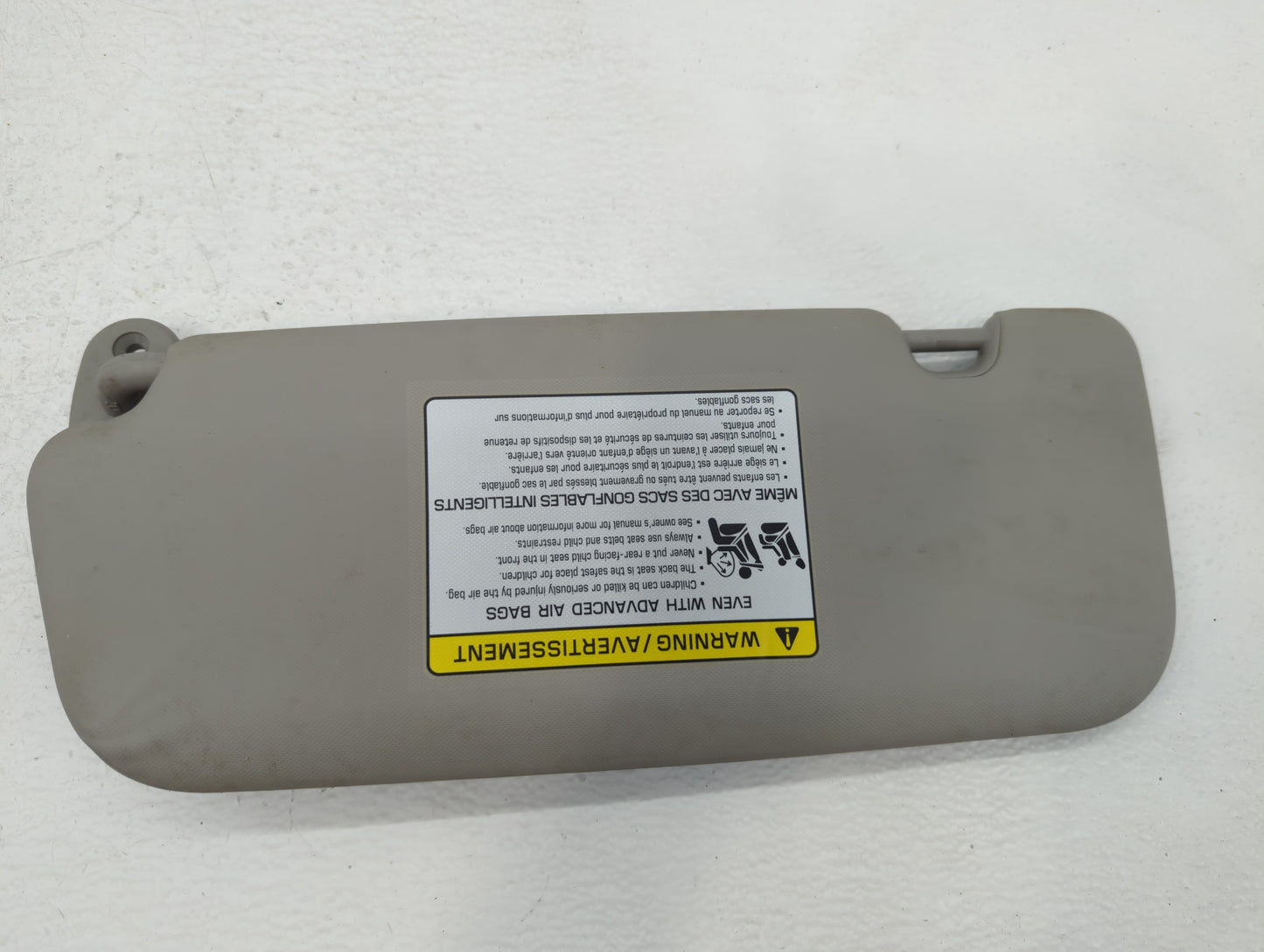 2017-2018 Kia Forte Sun Visor Shade Replacement Passenger Right Mirror Fits Fits 2017 2018 OEM Used Auto Parts - Oemusedauto