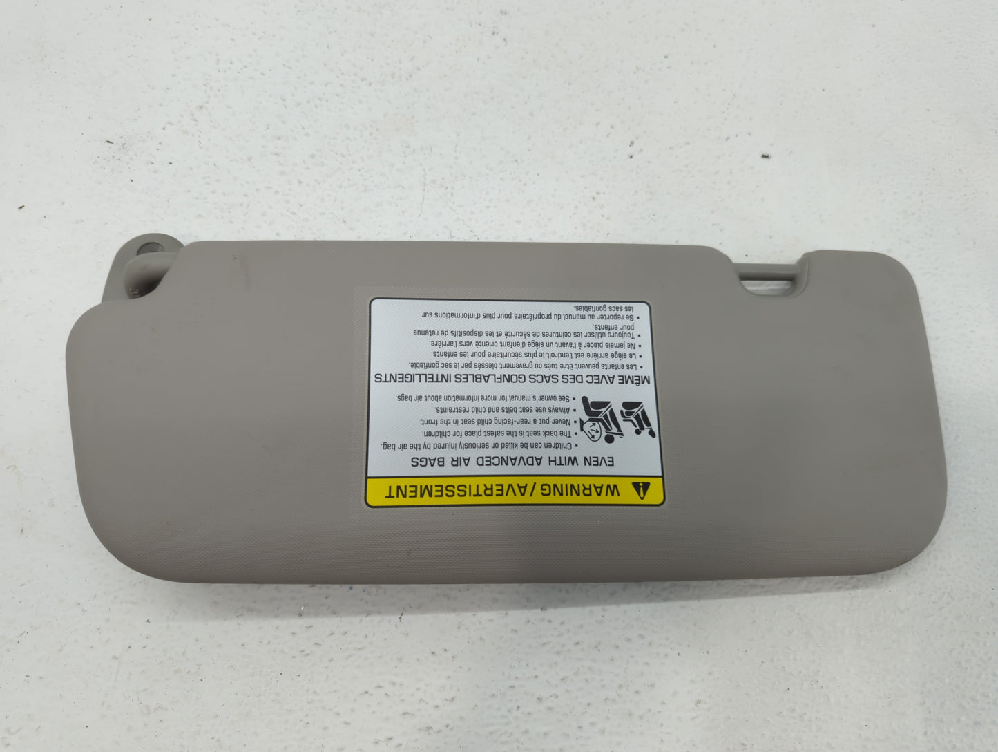 2017-2018 Kia Forte Sun Visor Shade Replacement Passenger Right Mirror Fits Fits 2017 2018 OEM Used Auto Parts - Oemusedauto