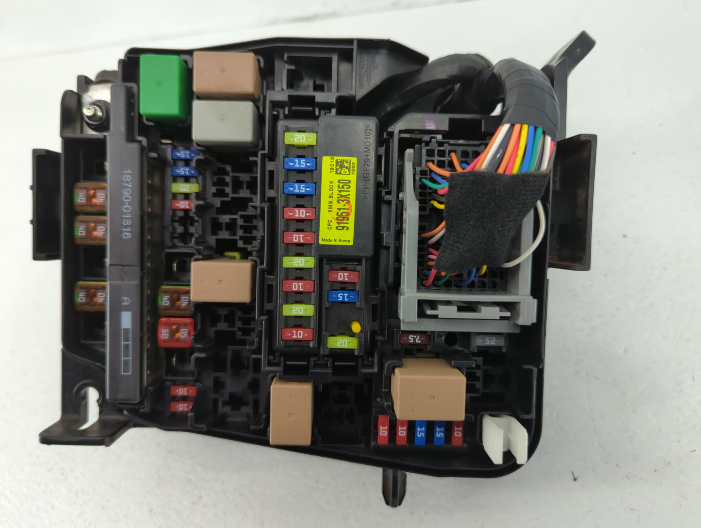 2017-2018 Kia Forte Fusebox Fuse Box Panel Relay Module P/N:91951-3X150 Fits Fits 2017 2018 OEM Used Auto Parts - Oemusedaut