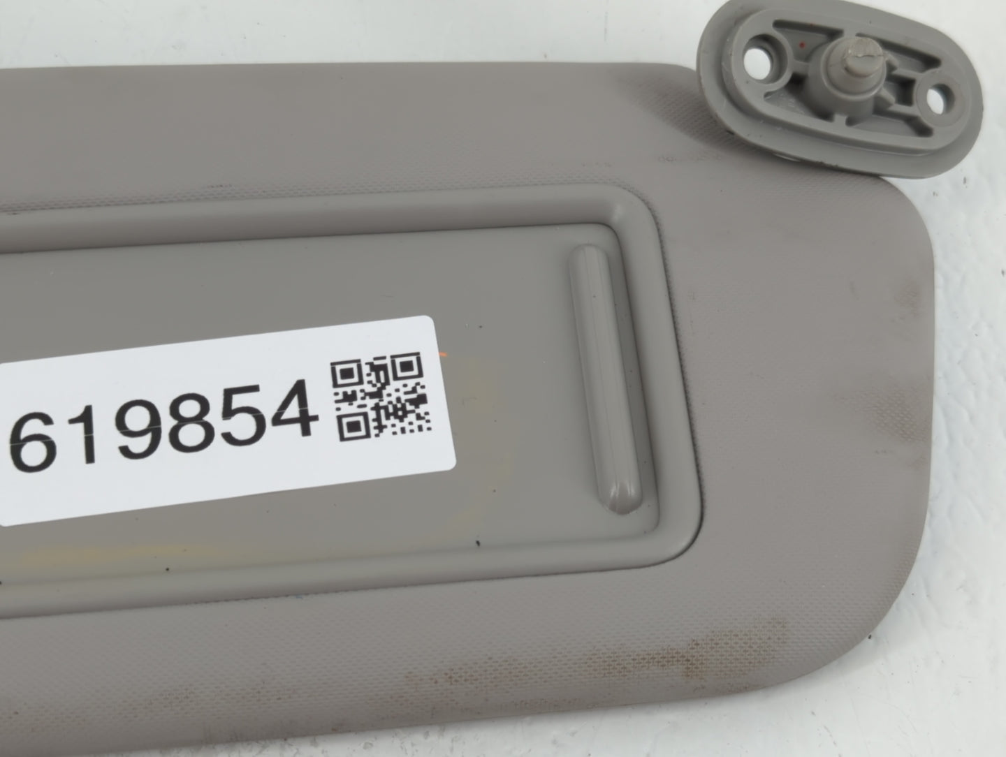 2017-2018 Kia Forte Sun Visor Shade Replacement Passenger Right Mirror Fits Fits 2017 2018 OEM Used Auto Parts - Oemusedauto