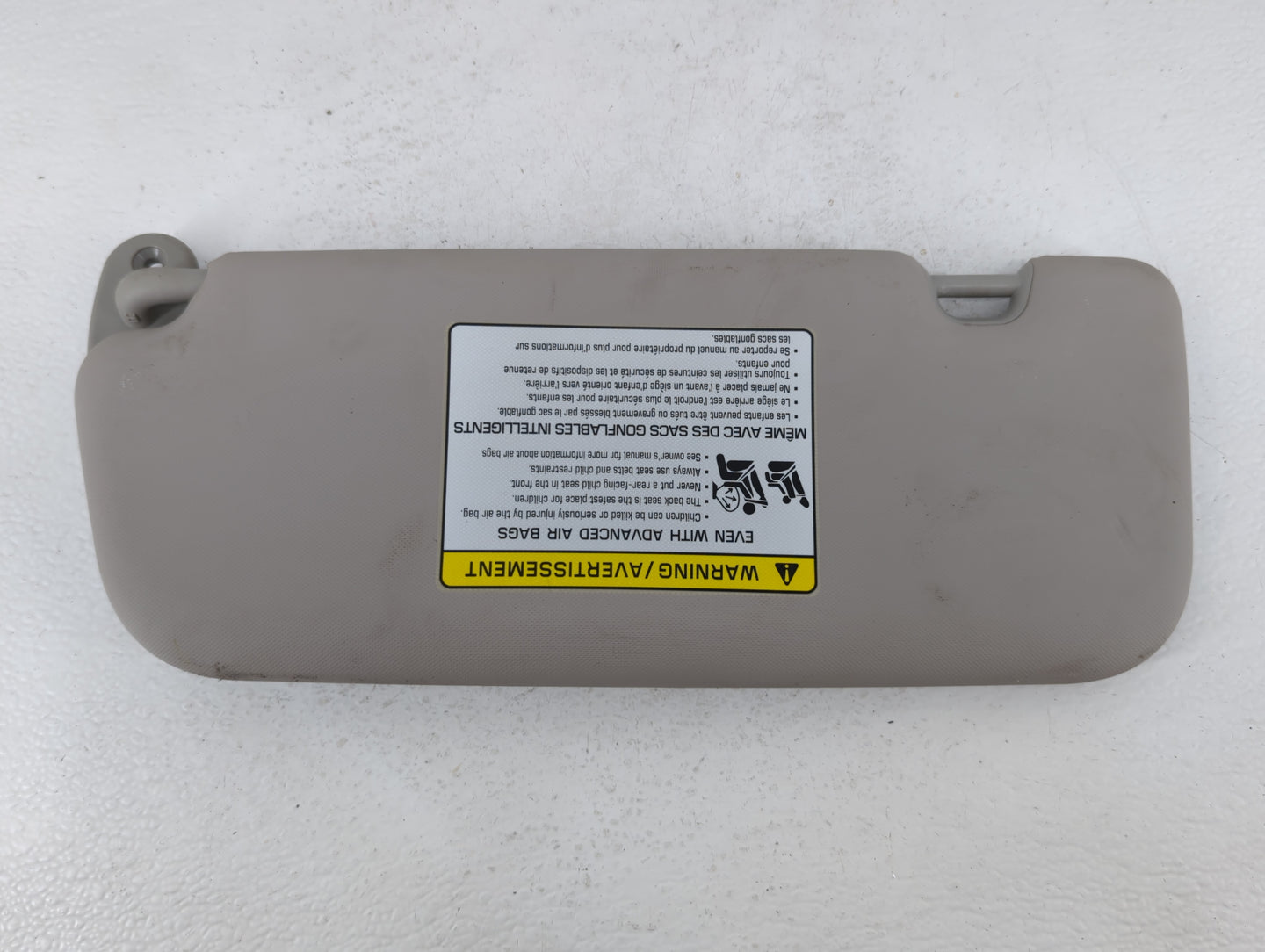 2017-2018 Kia Forte Sun Visor Shade Replacement Passenger Right Mirror Fits Fits 2017 2018 OEM Used Auto Parts - Oemusedauto