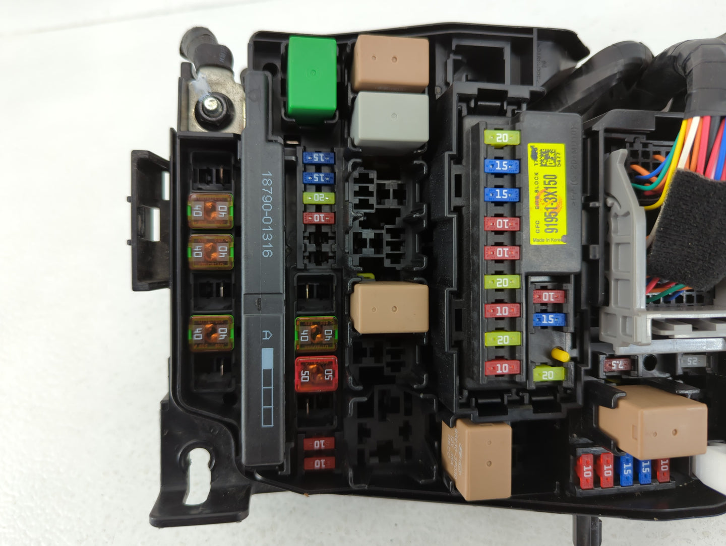 2017-2018 Kia Forte Fusebox Fuse Box Panel Relay Module P/N:91218 B0170 Fits Fits 2017 2018 OEM Used Auto Parts - Oemusedaut