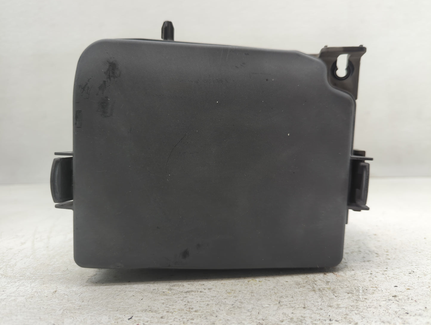 2017-2018 Kia Forte Fusebox Fuse Box Panel Relay Module P/N:1707192746 91950-3X510 Fits Fits 2017 2018 OEM Used Auto Parts -