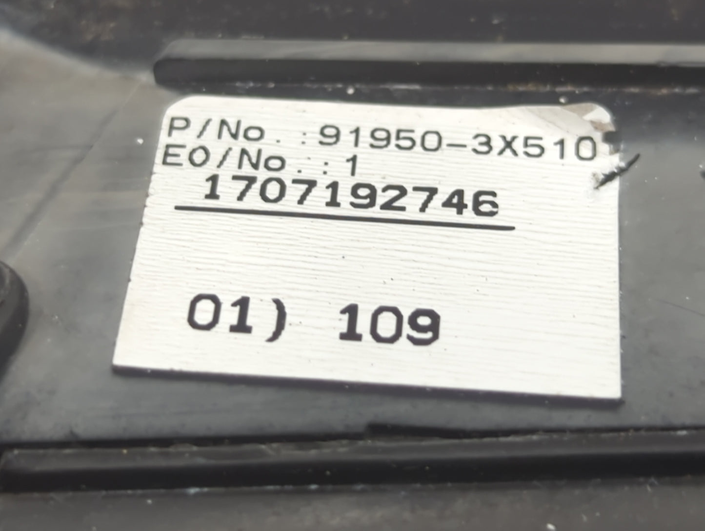 2017-2018 Kia Forte Fusebox Fuse Box Panel Relay Module P/N:1707192746 91950-3X510 Fits Fits 2017 2018 OEM Used Auto Parts -