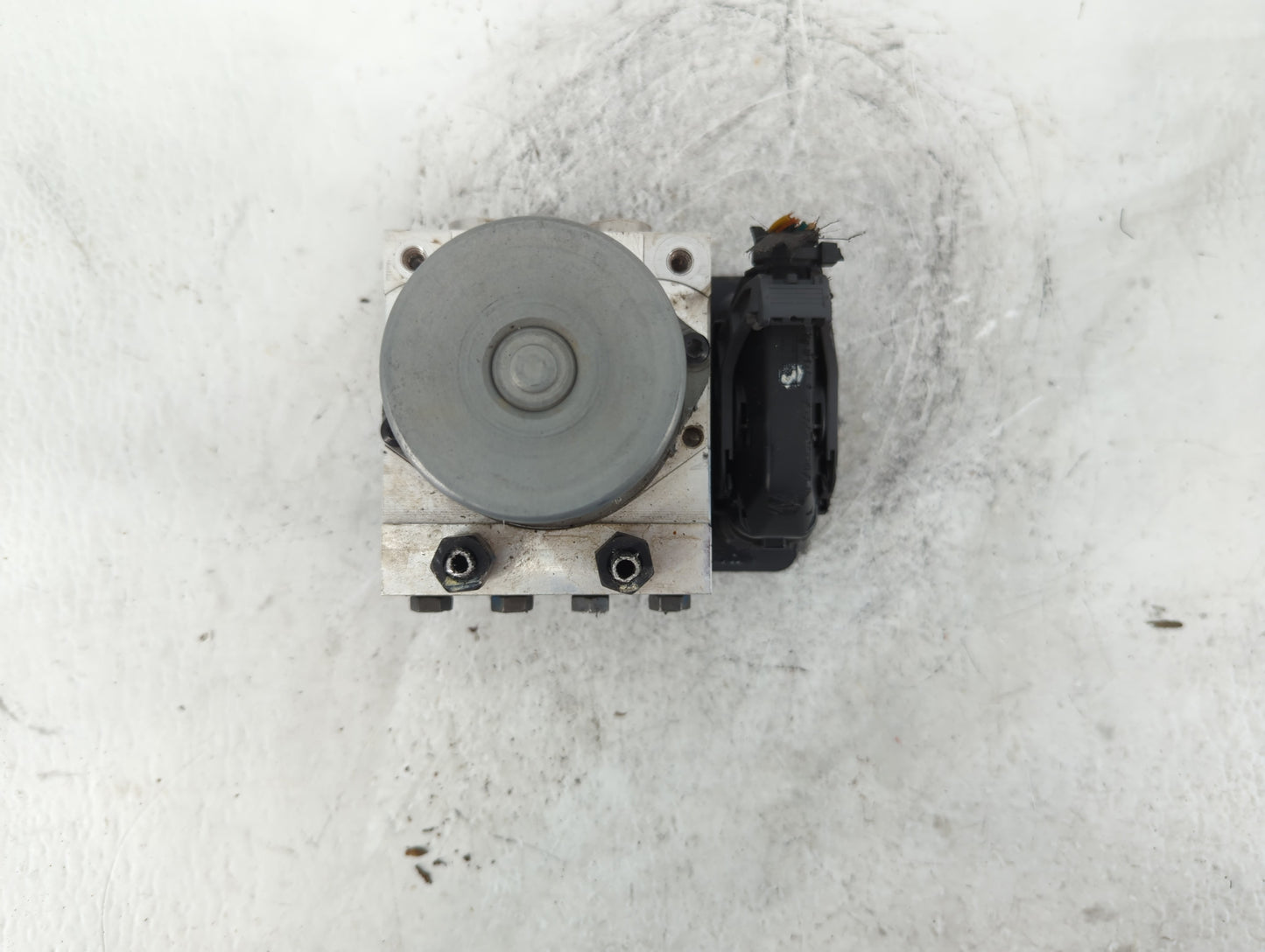 2017-2018 Kia Forte ABS Pump Control Module Replacement P/N:58920-B0200 B0589-20500 Fits Fits 2017 2018 OEM Used Auto Parts 