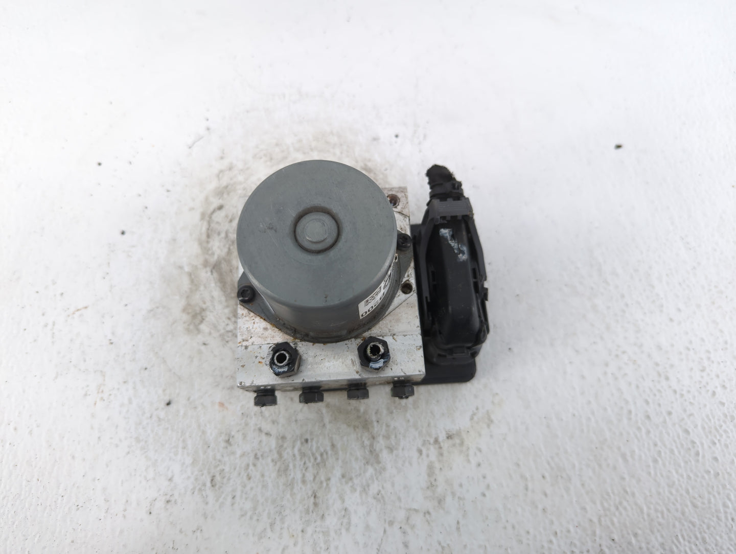 2017-2018 Kia Forte ABS Pump Control Module Replacement P/N:51589-45200 58900-B0200 Fits Fits 2017 2018 OEM Used Auto Parts 