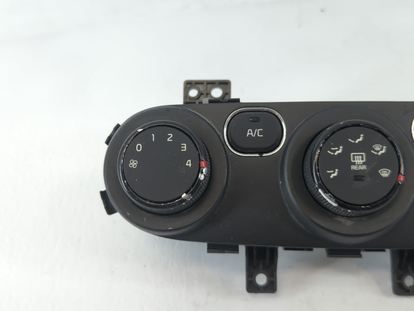 2017-2018 Kia Forte Climate Control Module Temperature AC/Heater Replacement P/N:97250 B0AA0 Fits Fits 2017 2018 OEM Used Au