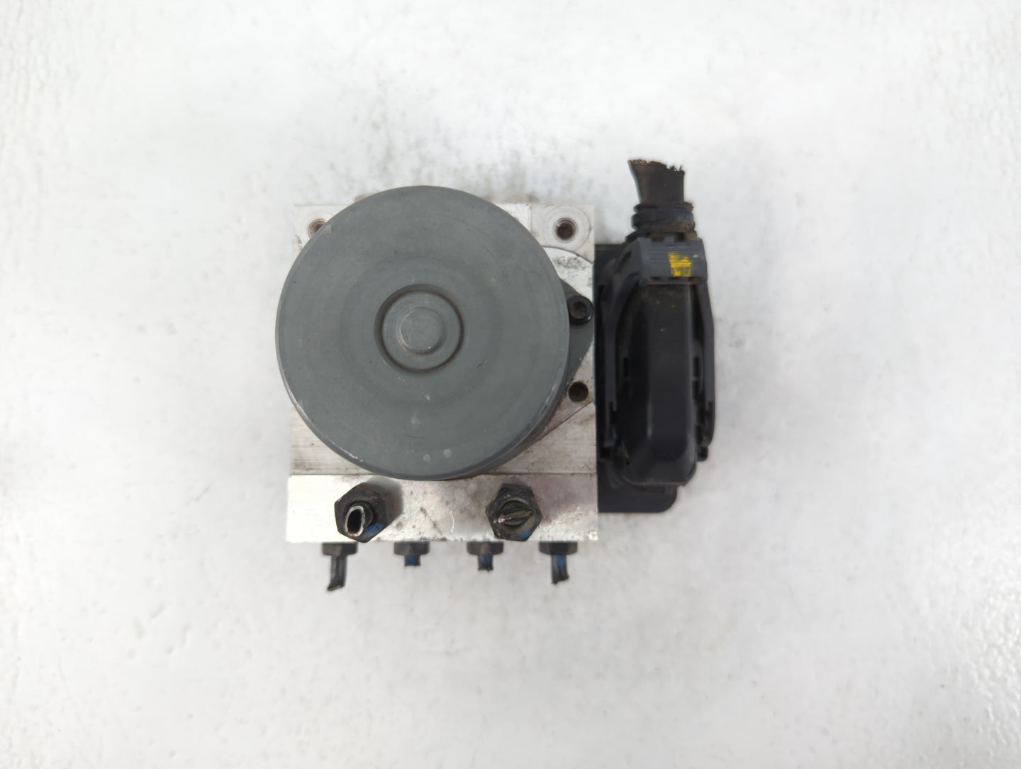 2017-2018 Kia Forte ABS Pump Control Module Replacement P/N:58900-B0200 Fits Fits 2017 2018 OEM Used Auto Parts - Oemusedaut