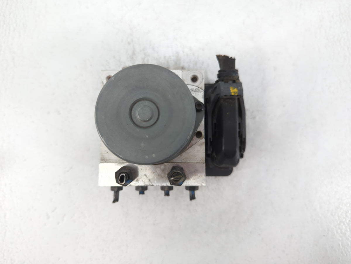 2017-2018 Kia Forte Anti-Lock Brake ABS Pump Module Actuator OEM P/N:58900-B0200 Fits Fits 2017 2018 OEM Used Auto Parts - O
