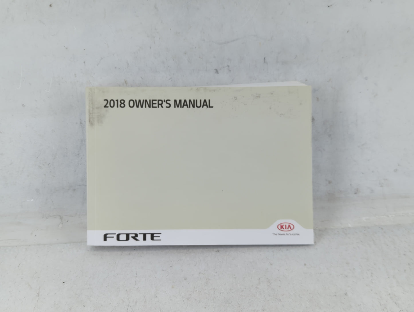 2018 Kia Forte Owners Manual Book Guide P/N:B0S4-EE83D OEM Used Auto Parts - Oemusedautoparts1.com