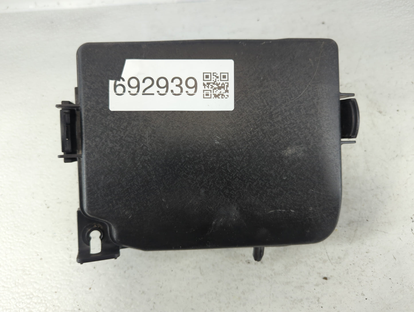 2017-2018 Kia Forte Fusebox Fuse Box Panel Relay Module P/N:4217C01044 91218 B0400 Fits Fits 2017 2018 OEM Used Auto Parts -