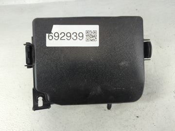 2017-2018 Kia Forte Fusebox Fuse Box Panel Relay Module P/N:4217C01044 91218 B0400 Fits Fits 2017 2018 OEM Used Auto Parts -