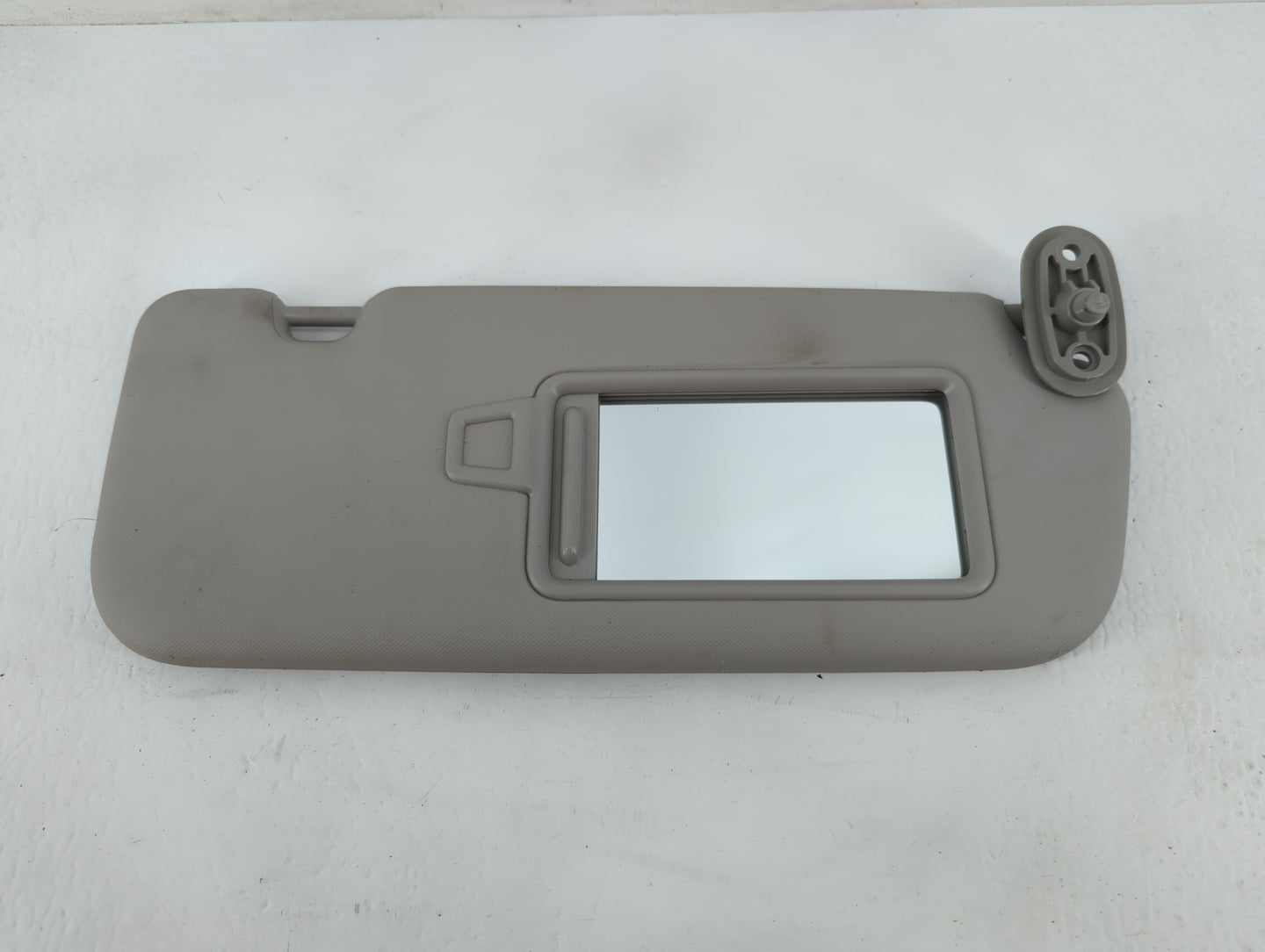 2017-2018 Kia Forte Sun Visor Shade Replacement Passenger Right Mirror Fits Fits 2017 2018 OEM Used Auto Parts - Oemusedauto