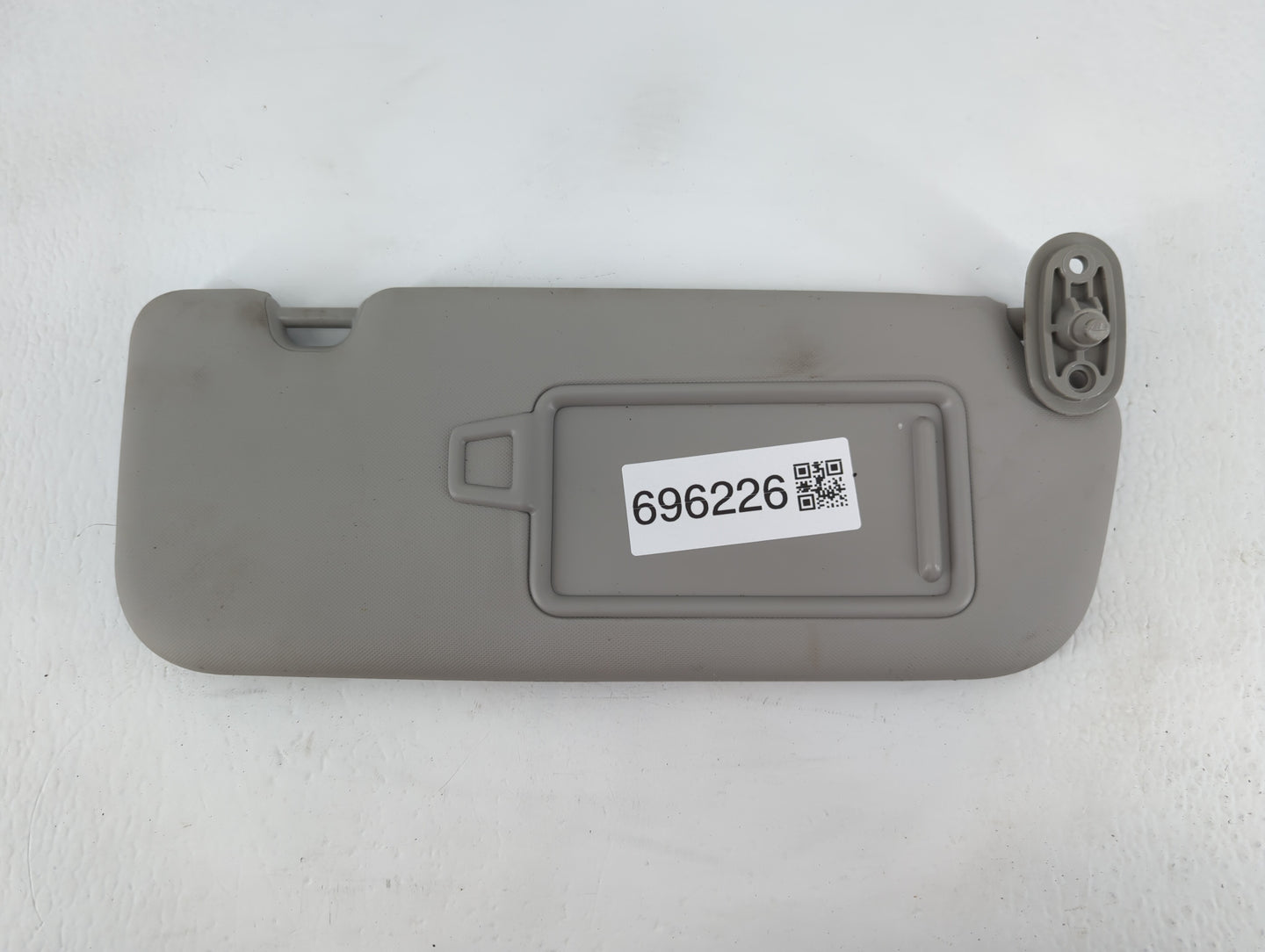 2017-2018 Kia Forte Sun Visor Shade Replacement Passenger Right Mirror Fits Fits 2017 2018 OEM Used Auto Parts - Oemusedauto