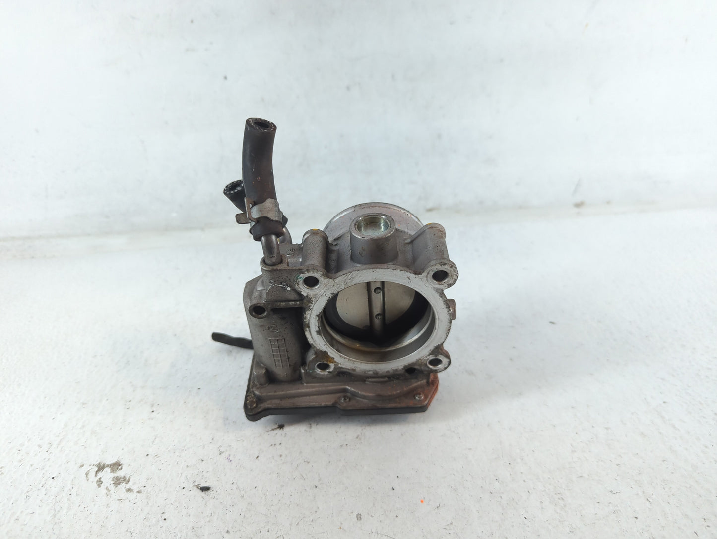 2014-2018 Kia Forte Throttle Body P/N:35100-2E000 Fits Fits 2011 2012 2013 2014 2015 2016 2017 2018 2019 2020 2021 OEM Used 