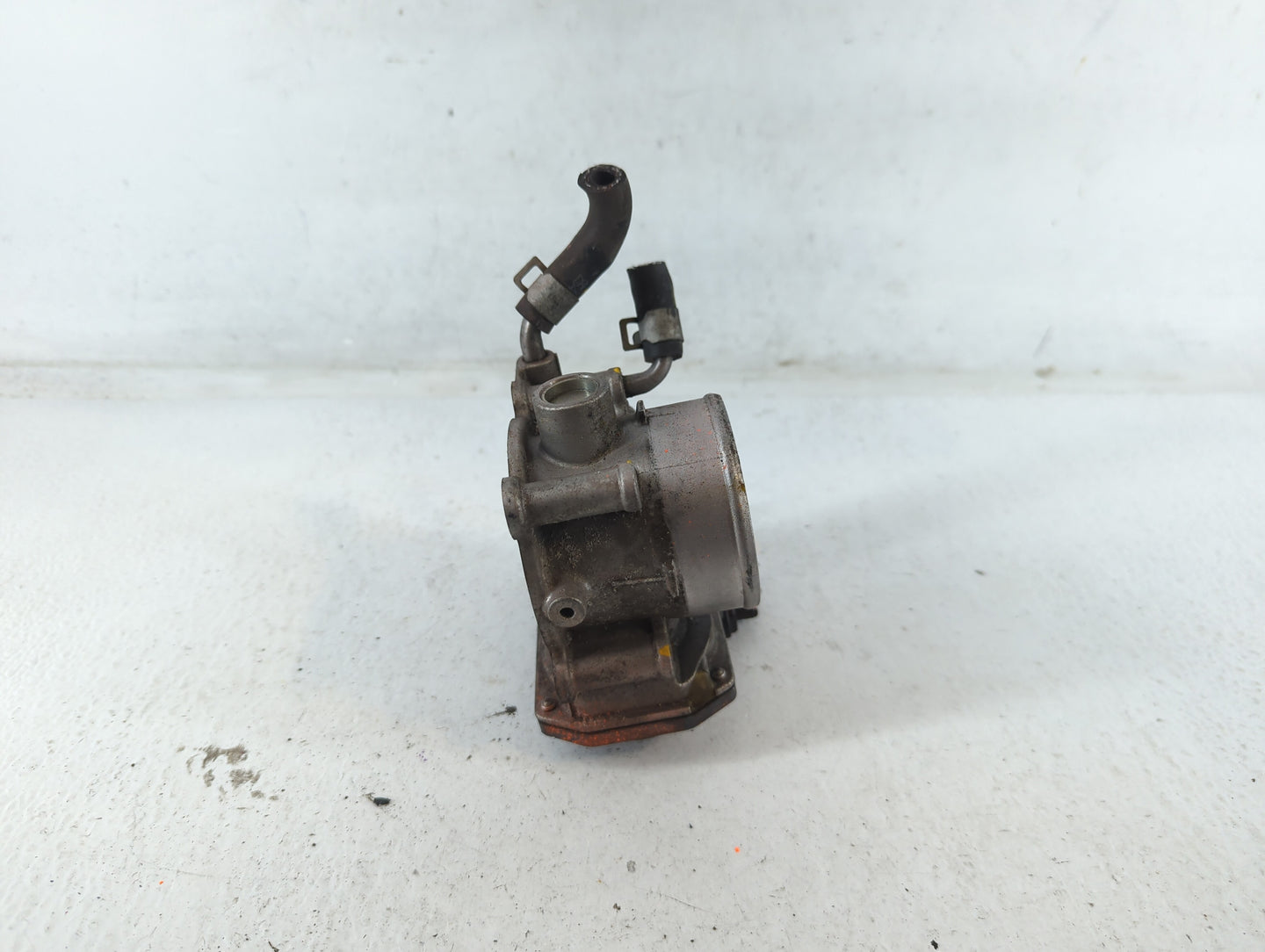 2014-2018 Kia Forte Throttle Body P/N:35100-2E000 Fits Fits 2011 2012 2013 2014 2015 2016 2017 2018 2019 2020 2021 OEM Used 