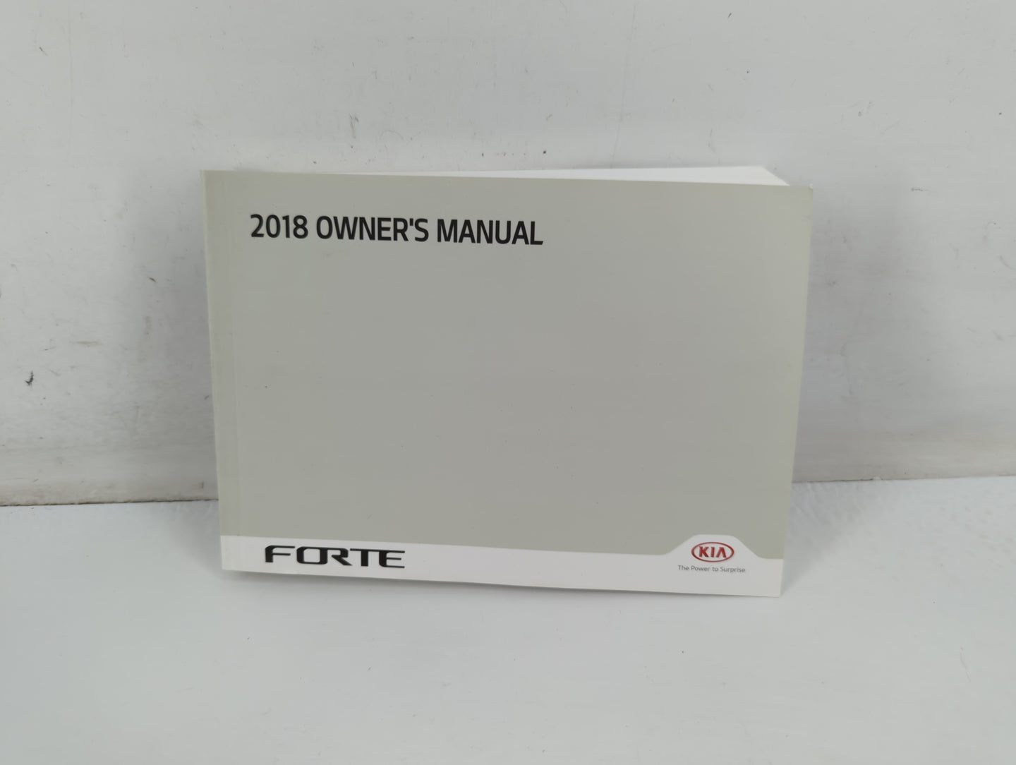 2018 Kia Forte Owners Manual Book Guide P/N:JA7O-EC83B OEM Used Auto Parts - Oemusedautoparts1.com