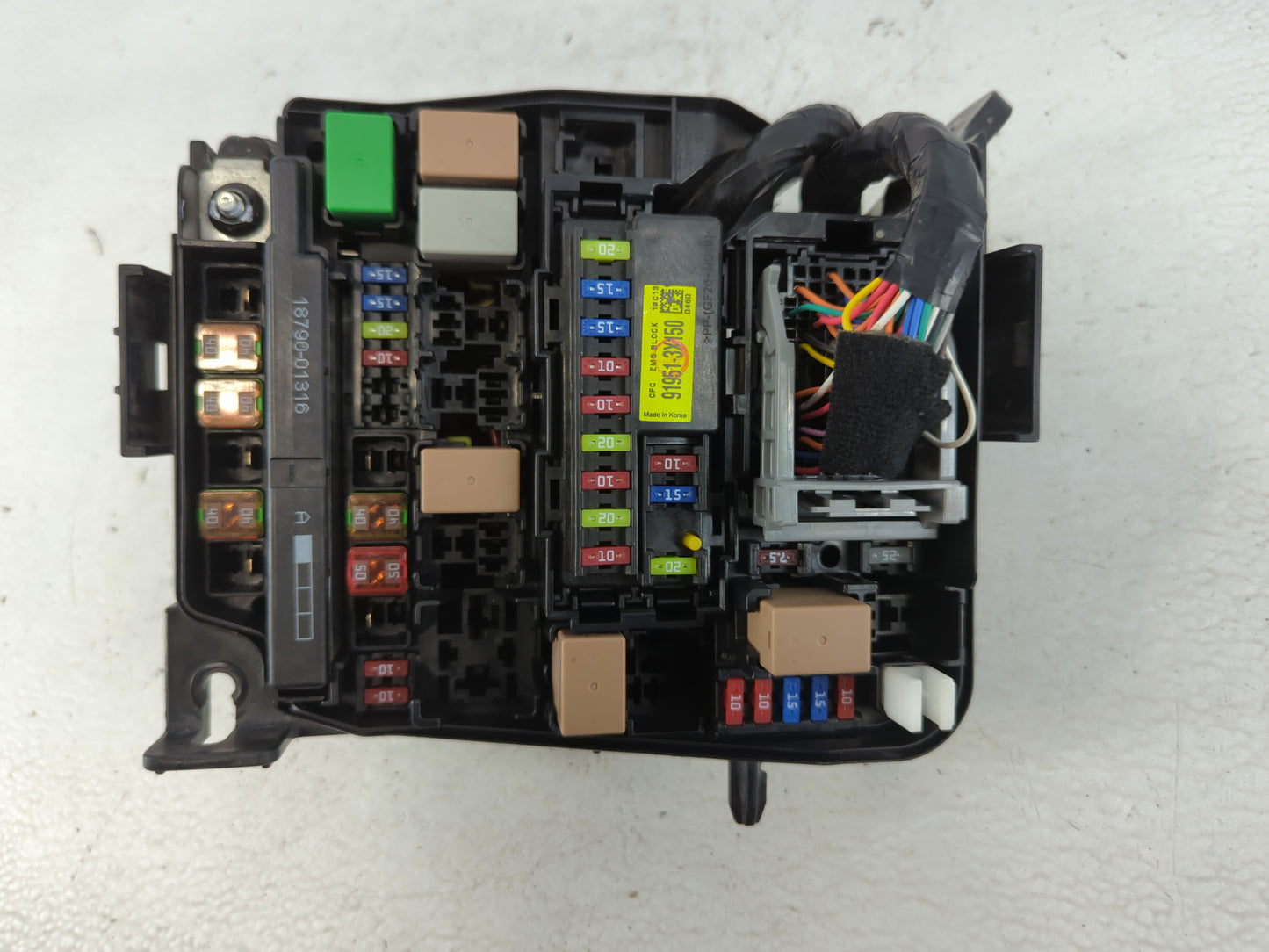 2017-2018 Kia Forte Fusebox Fuse Box Panel Relay Module P/N:4218530065 91218 B0400 Fits Fits 2017 2018 OEM Used Auto Parts -