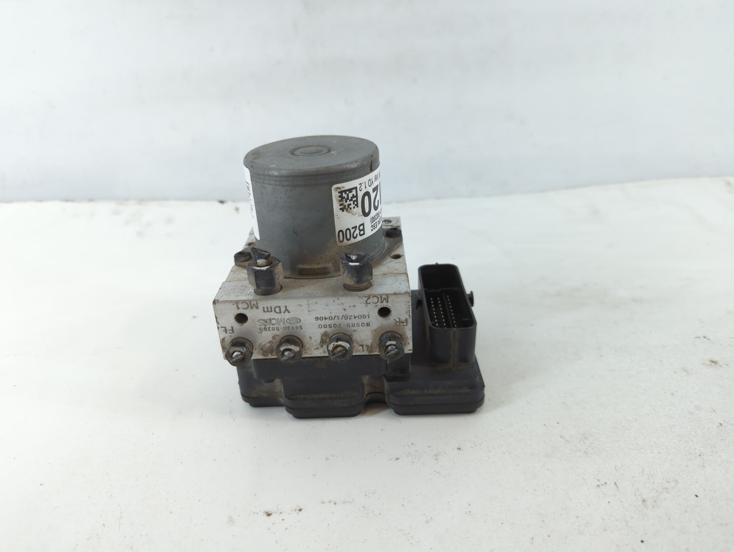 2017-2018 Kia Forte ABS Pump Control Module Replacement P/N:58920-B0200 B0589-20500 Fits Fits 2017 2018 OEM Used Auto Parts 