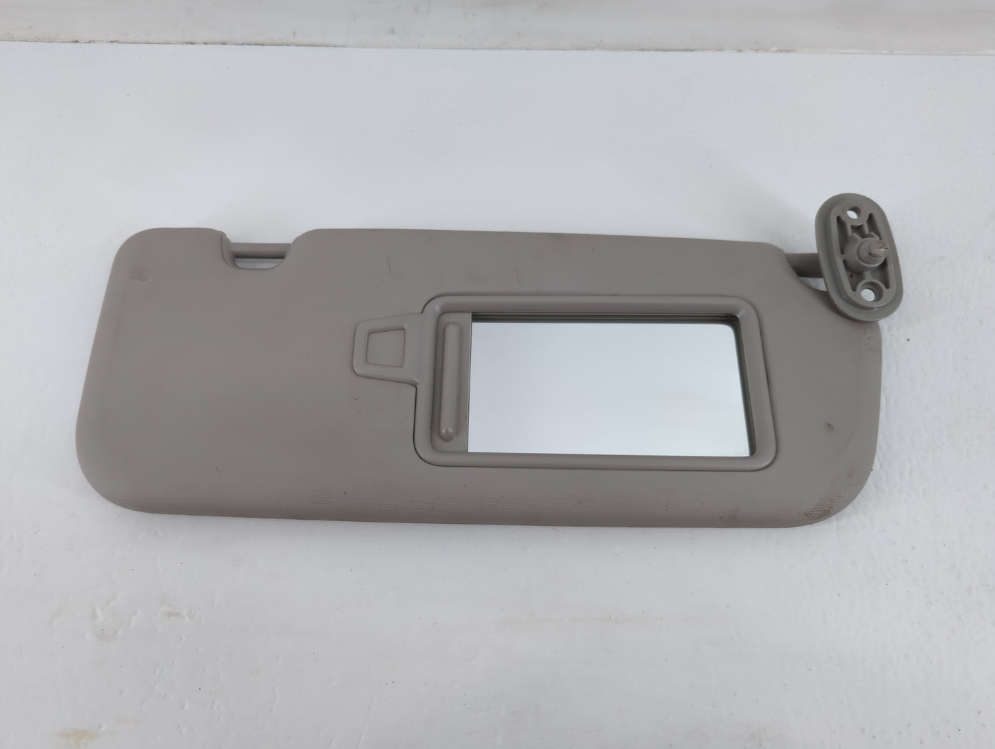 2017-2018 Kia Forte Sun Visor Shade Replacement Passenger Right Mirror Fits Fits 2017 2018 OEM Used Auto Parts - Oemusedauto