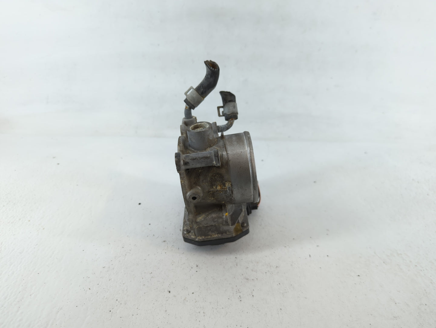 2014-2018 Kia Forte Throttle Body P/N:35100-2E000 Fits Fits 2011 2012 2013 2014 2015 2016 2017 2018 2019 2020 2021 OEM Used 