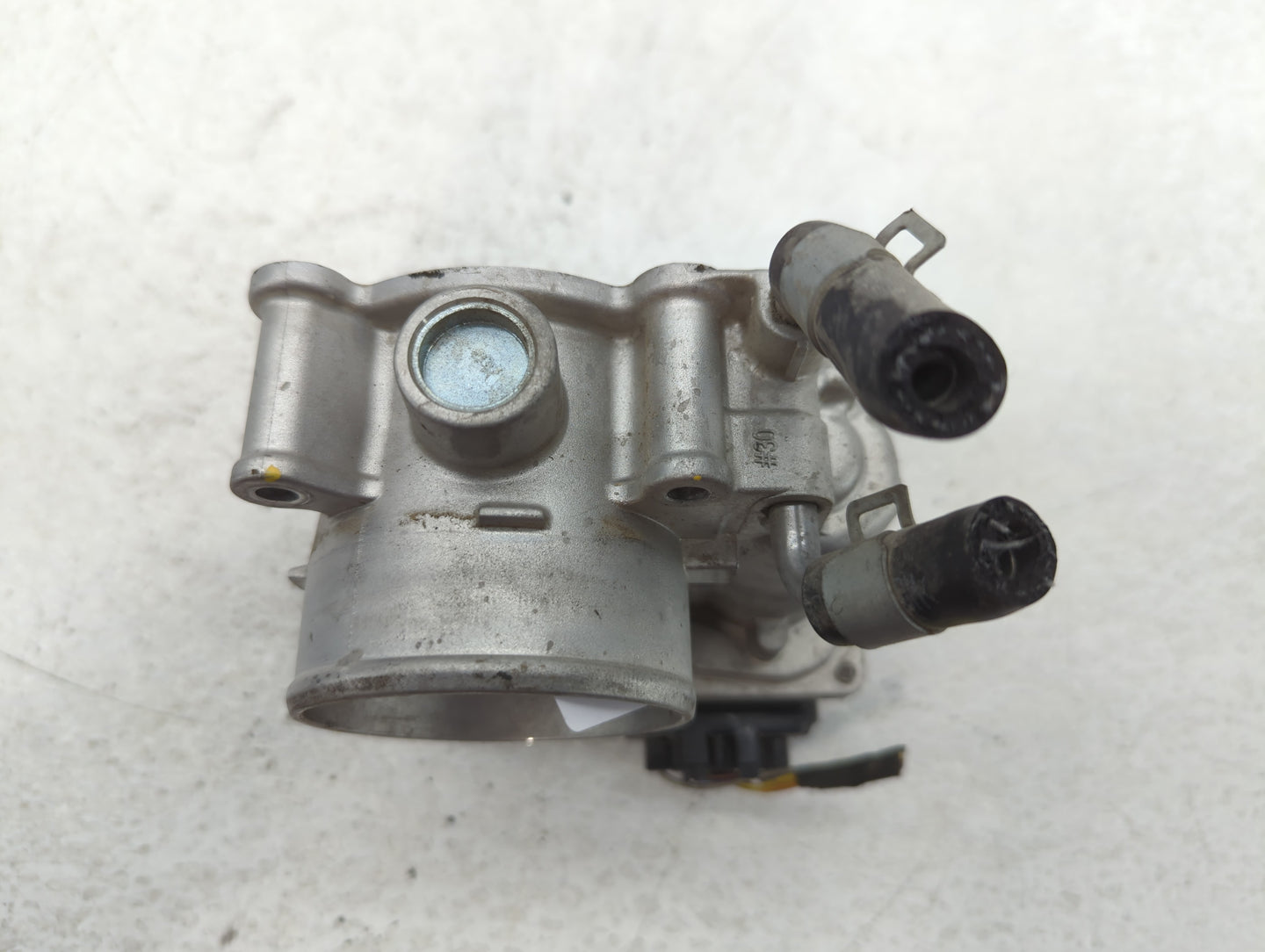 2014-2018 Kia Forte Throttle Body P/N:35100-2E000 Fits Fits 2011 2012 2013 2014 2015 2016 2017 2018 2019 2020 2021 OEM Used 