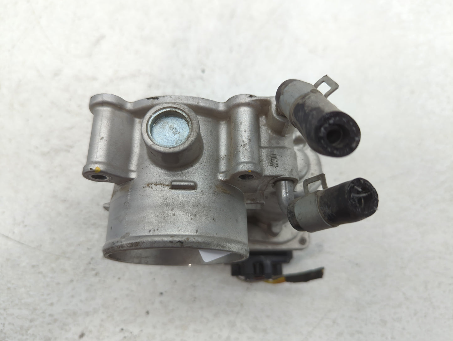 2014-2018 Kia Forte Throttle Body P/N:35100-2E000 Fits Fits 2011 2012 2013 2014 2015 2016 2017 2018 2019 2020 2021 OEM Used 