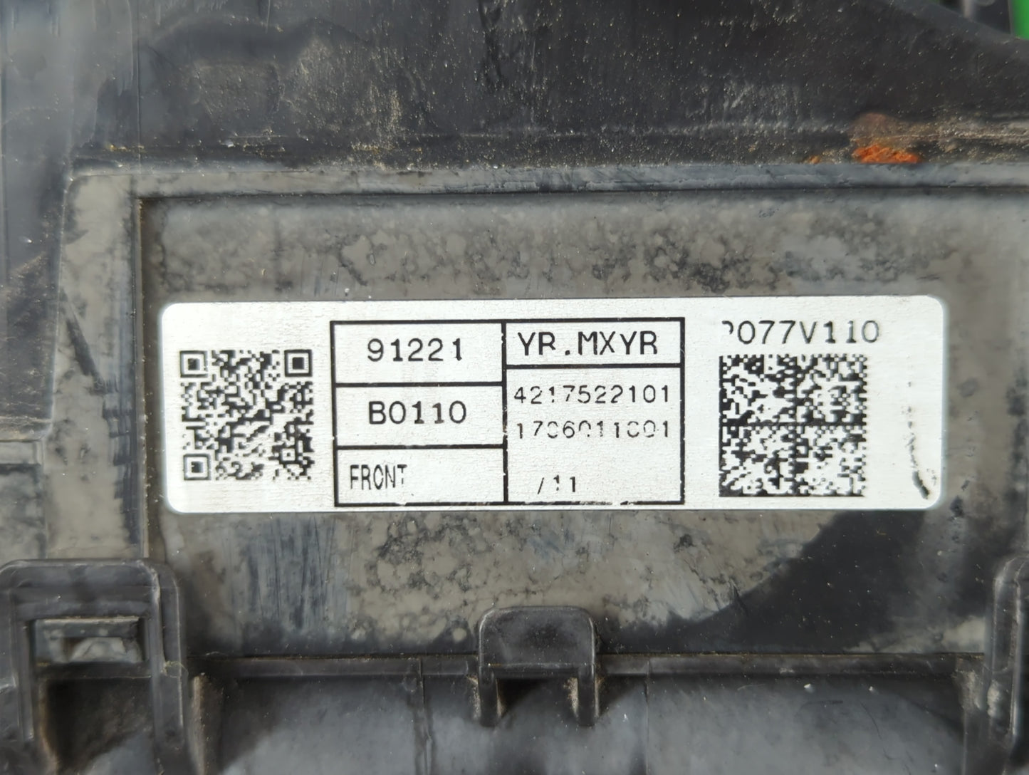 2017-2018 Kia Forte Fusebox Fuse Box Panel Relay Module P/N:91221 B0110 Fits Fits 2017 2018 OEM Used Auto Parts - Oemusedaut