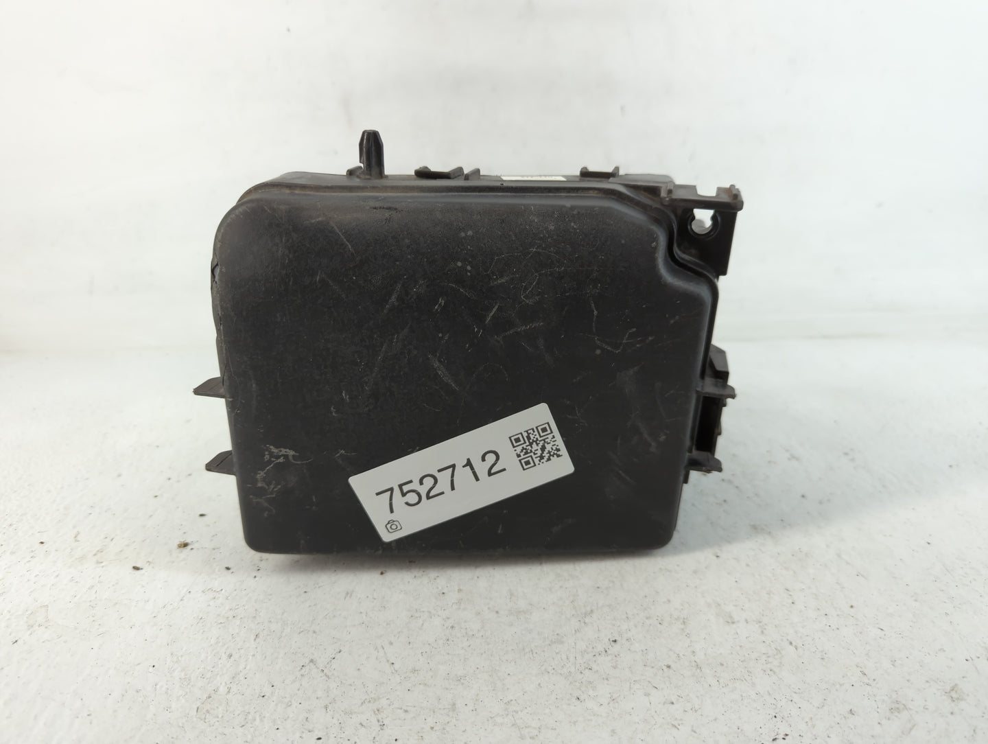 2017-2018 Kia Forte Fusebox Fuse Box Panel Relay Module P/N:1801300962 91950-3X510 Fits Fits 2017 2018 OEM Used Auto Parts -