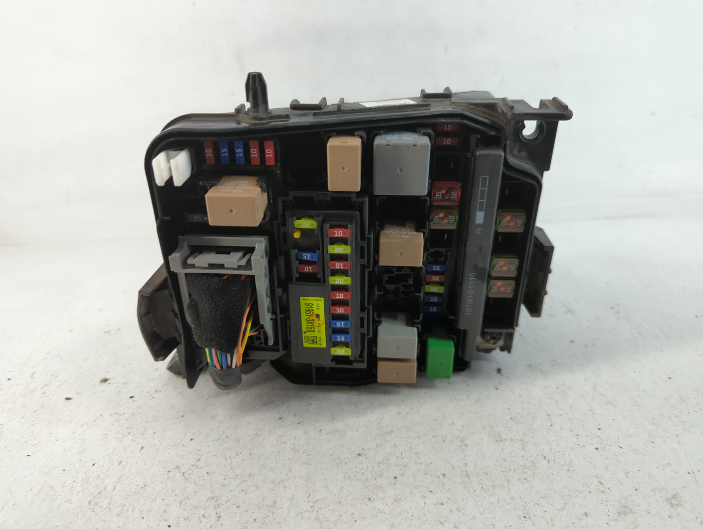 2017-2018 Kia Forte Fusebox Fuse Box Panel Relay Module P/N:1801300962 91950-3X510 Fits Fits 2017 2018 OEM Used Auto Parts -