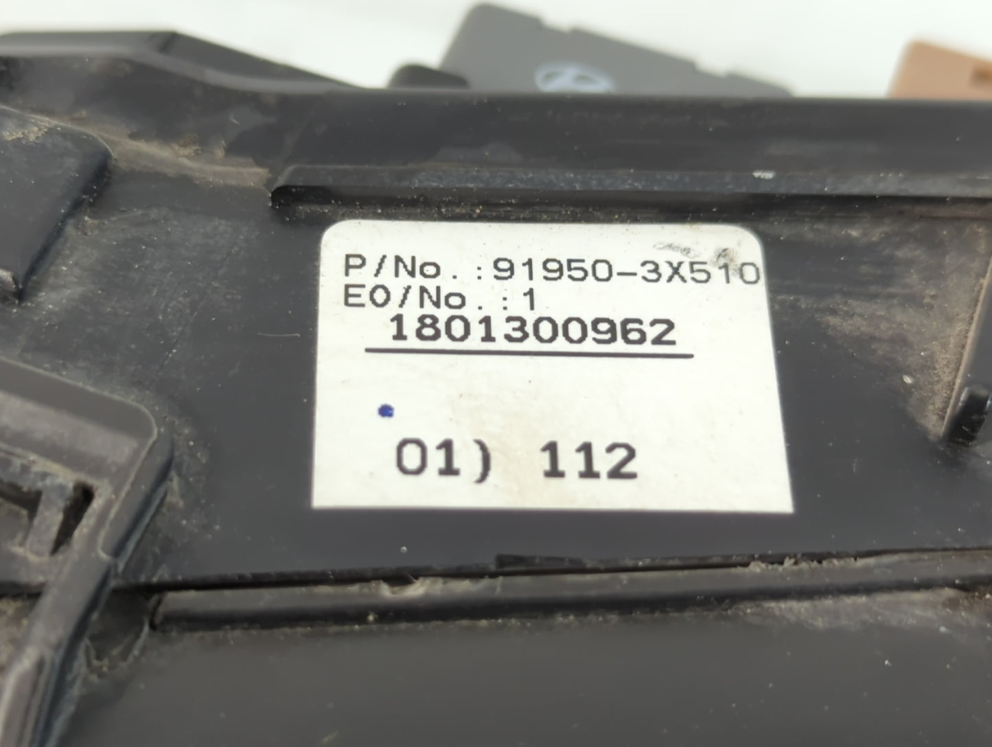 2017-2018 Kia Forte Fusebox Fuse Box Panel Relay Module P/N:1801300962 91950-3X510 Fits Fits 2017 2018 OEM Used Auto Parts -