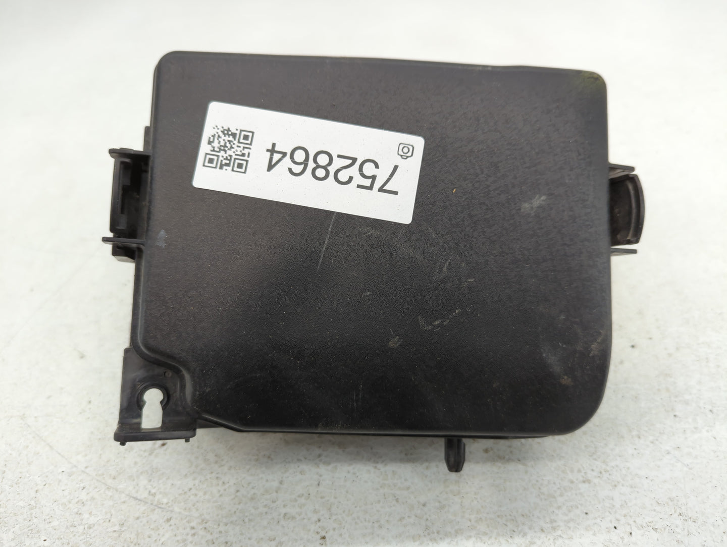 2017-2018 Kia Forte Fusebox Fuse Box Panel Relay Module P/N:91218 B0460 Fits Fits 2017 2018 OEM Used Auto Parts - Oemusedaut