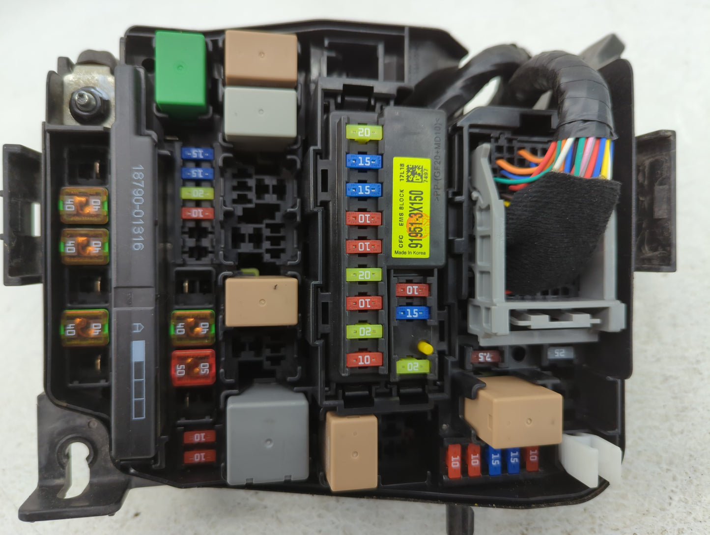 2017-2018 Kia Forte Fusebox Fuse Box Panel Relay Module P/N:91218 B0460 Fits Fits 2017 2018 OEM Used Auto Parts - Oemusedaut