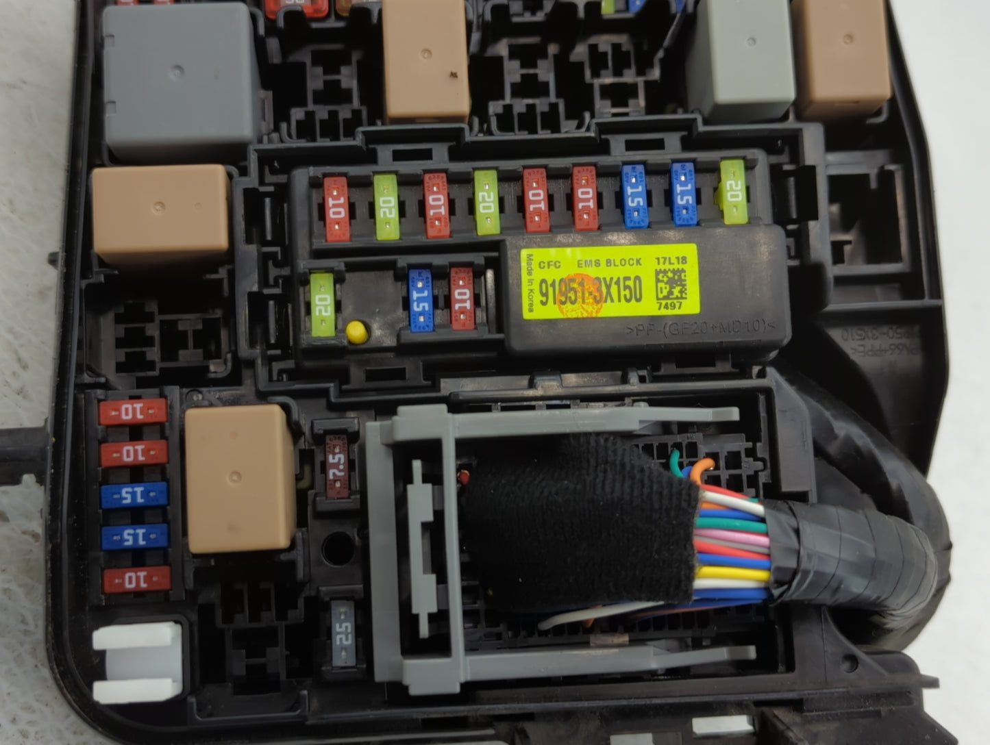 2017-2018 Kia Forte Fusebox Fuse Box Panel Relay Module P/N:91218 B0460 Fits Fits 2017 2018 OEM Used Auto Parts - Oemusedaut