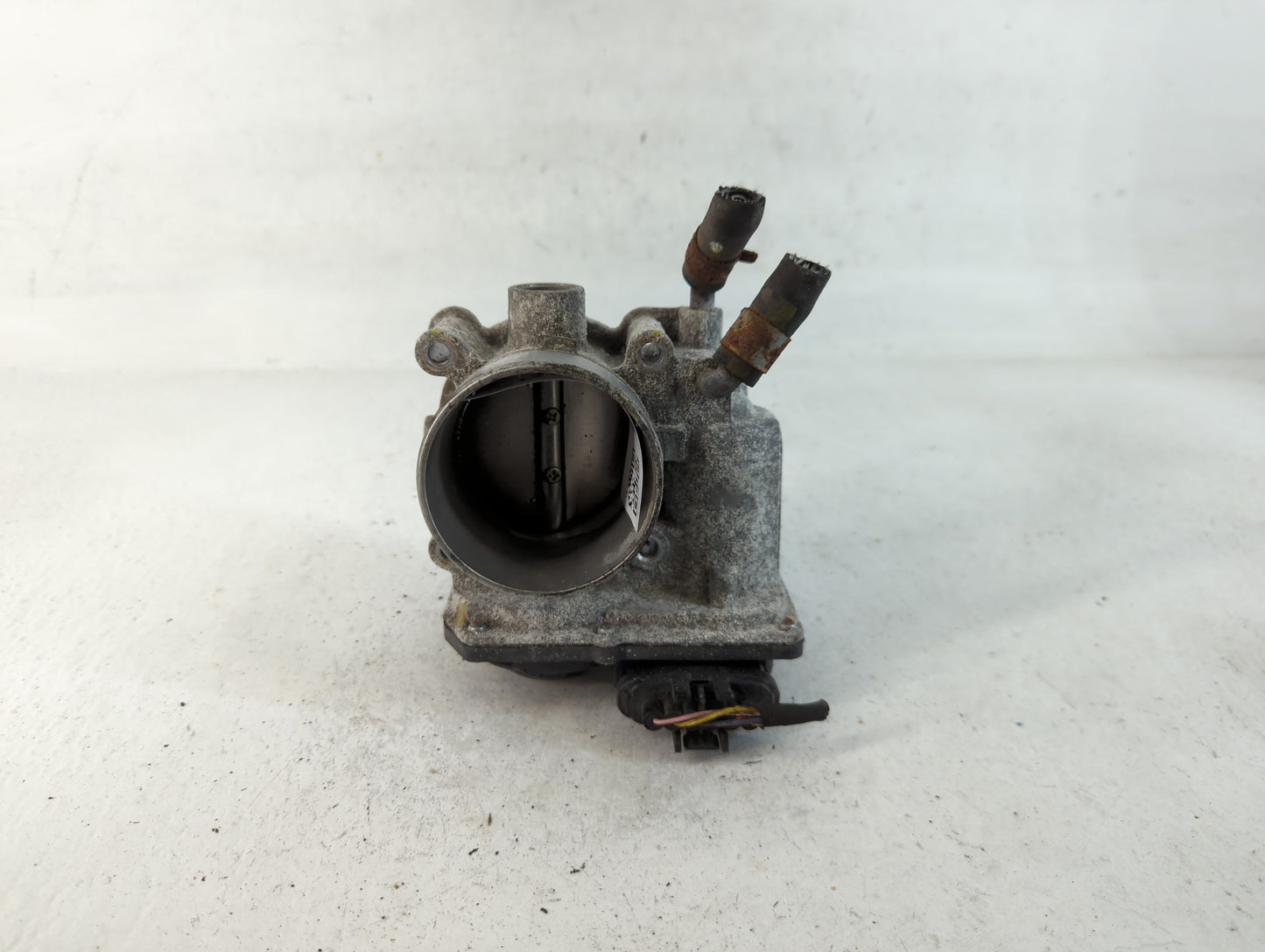 2014-2018 Kia Forte Throttle Body P/N:35100-2E000 Fits Fits 2011 2012 2013 2014 2015 2016 2017 2018 2019 2020 2021 OEM Used 